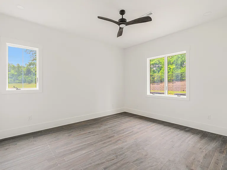 October Glory Ln Townhomes - 623 — Photo 15