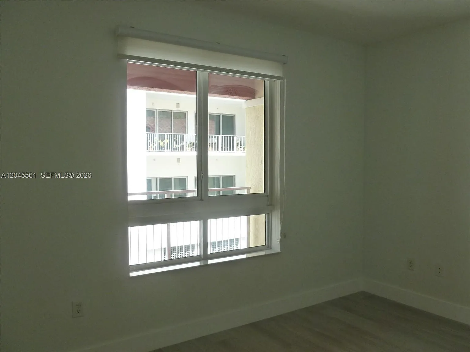 Toscano Condo — Photo 3