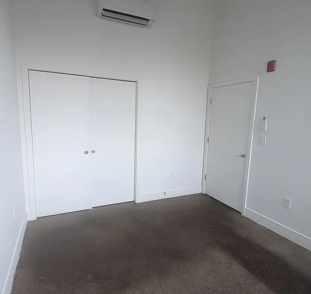 435 Tyler St — Photo 11