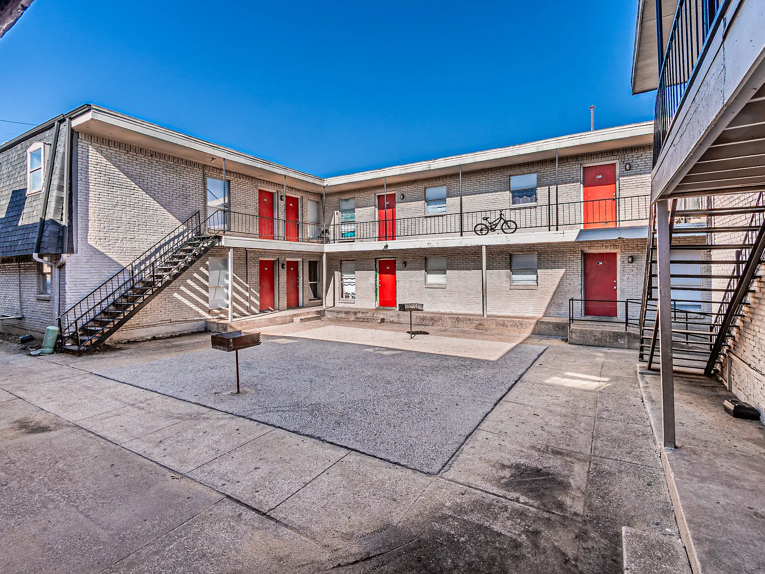 Morningside Apartments — Photo 4