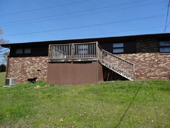 2nd image of 1737 Whispering Hills Dr
