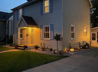 709 Prairie Ave, Janesville, WI 53545