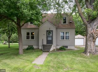 440 Maple St N, Eden Valley, MN 55329
