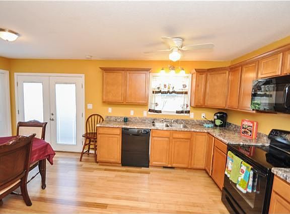 5th image of 1307 Misty Ct
