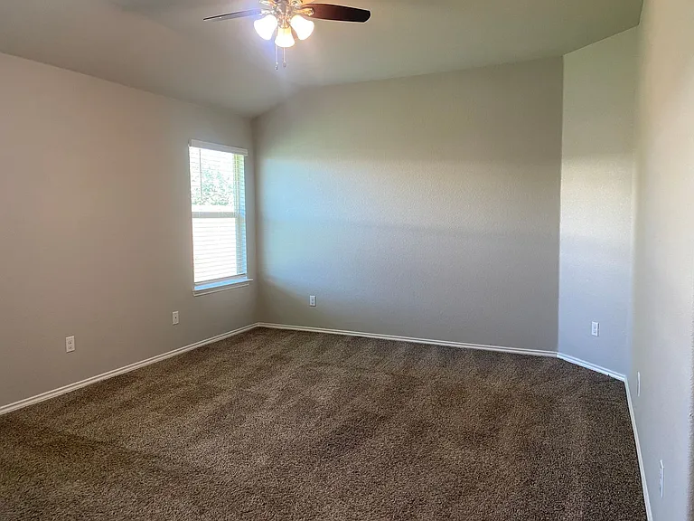 240 Bethann Dr — Photo 8