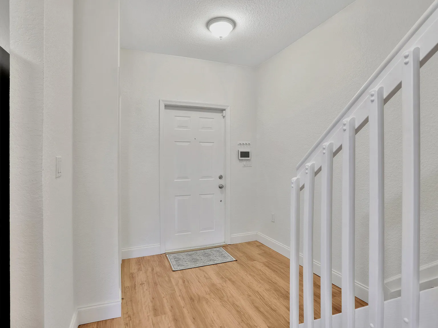 3 bed, 2.5 bath, 1428 sqft, $2,750 — Photo 4