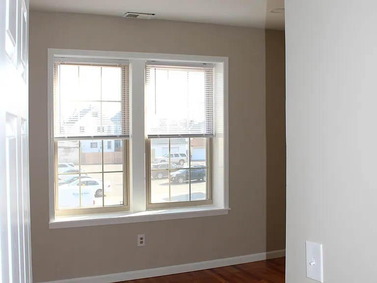 11667 Joseph Campau St #7 — Photo 18
