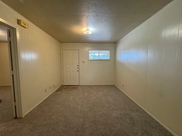 806 Safady St — Photo 19