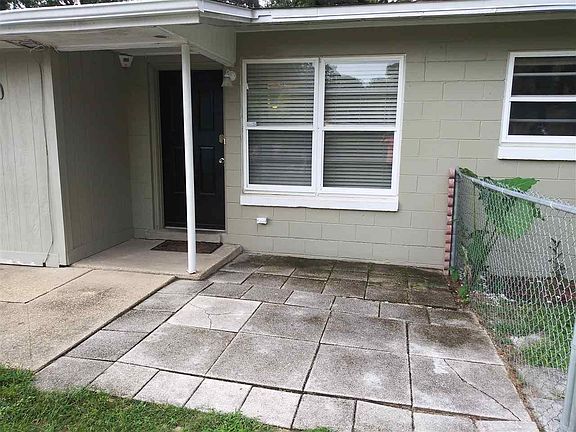 4th image of 5700 Clearwater Ave