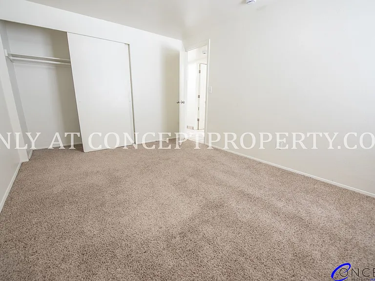 Ponderosa — Photo 36