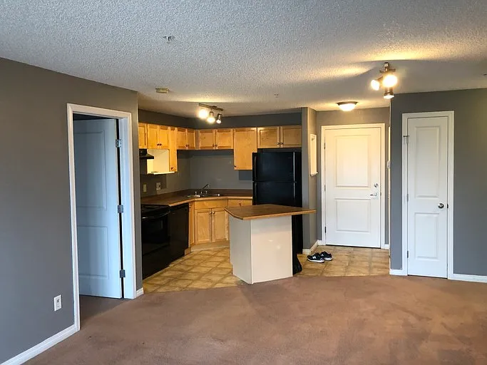Building Photo - 245 Edwards Dr SW #1A