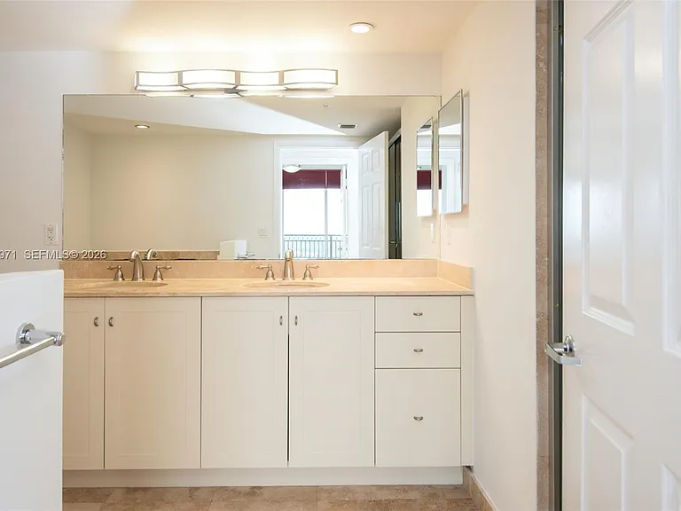 3232 SW 22nd St #1606 — Photo 17