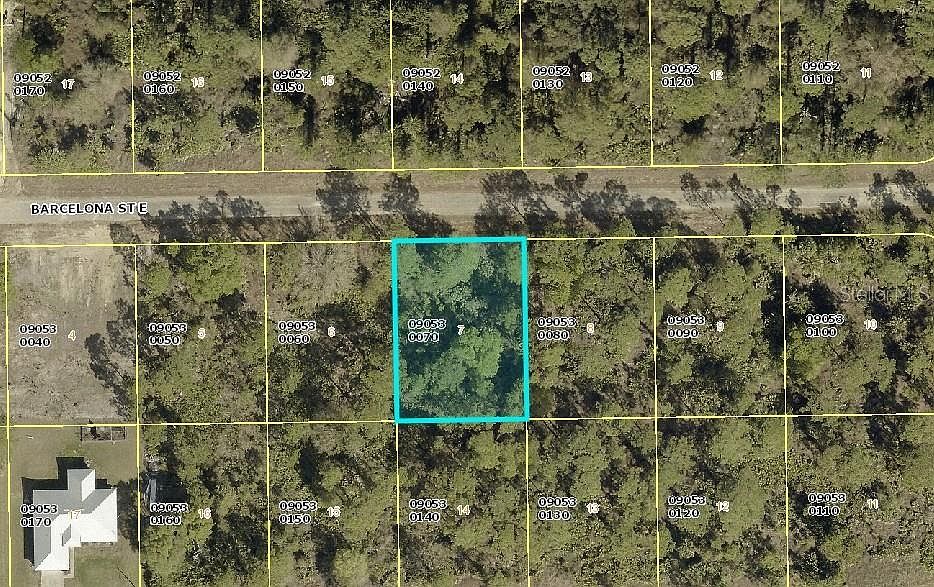 2nd image of 1020 BARCELONA STREET E LOT 7