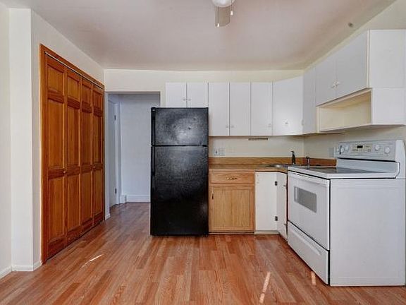 5th image of 242 Pope St
