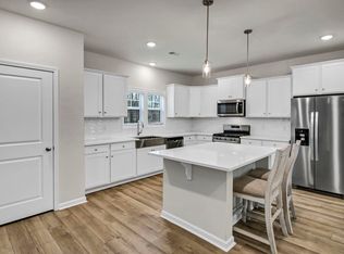 820 Tradesman Ave, Lexington, SC 29072