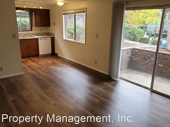 4th image of 1113 Waller St SE #5387434