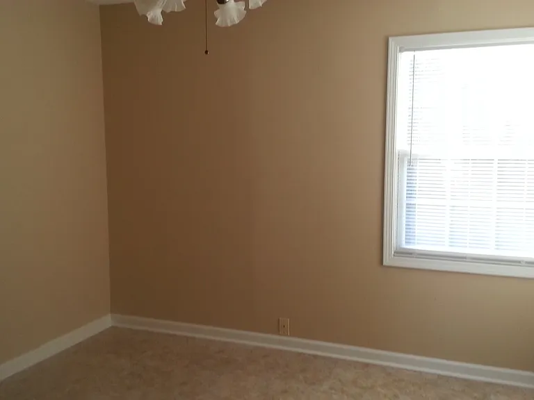 829 N Daleville Ave #829 — Photo 6