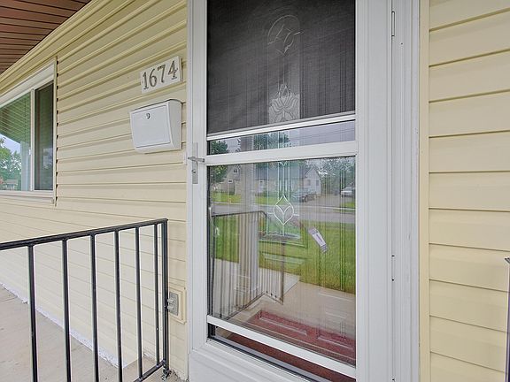 5th image of 1674 Geraldine Ave