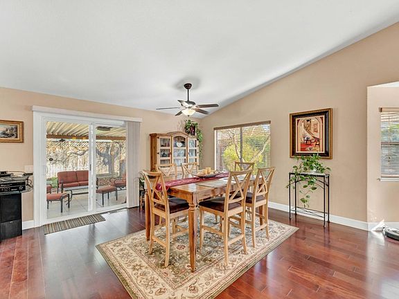 4th image of 15930 El Pajaro Ct