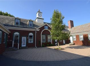 24 Phelps Rd #B, Middletown, RI 02842