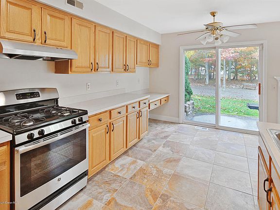 4th image of 203 Santa Anita Ln