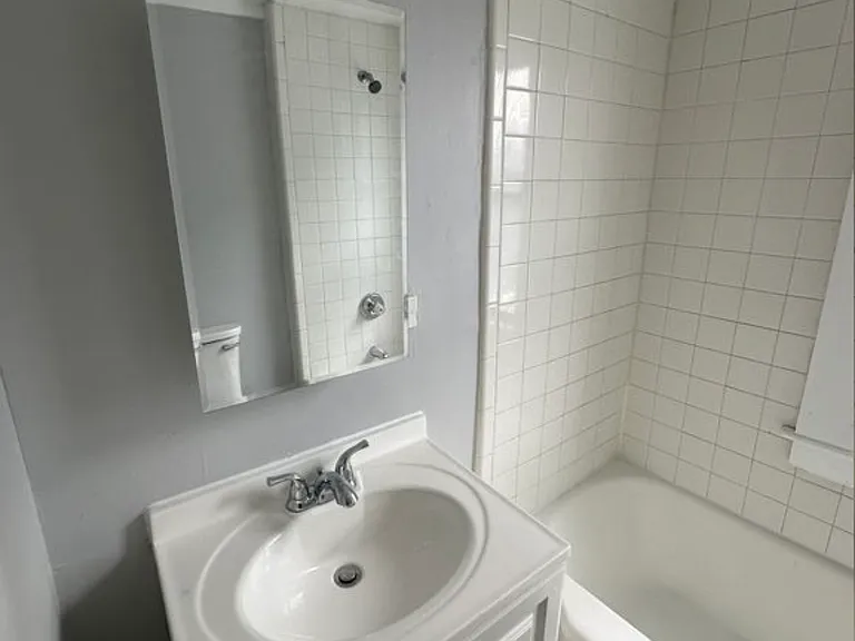 32 Howard St #1 — Photo 9