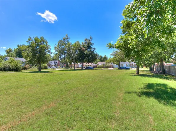 3900 N Redmond Ave #5, Bethany, OK 73008