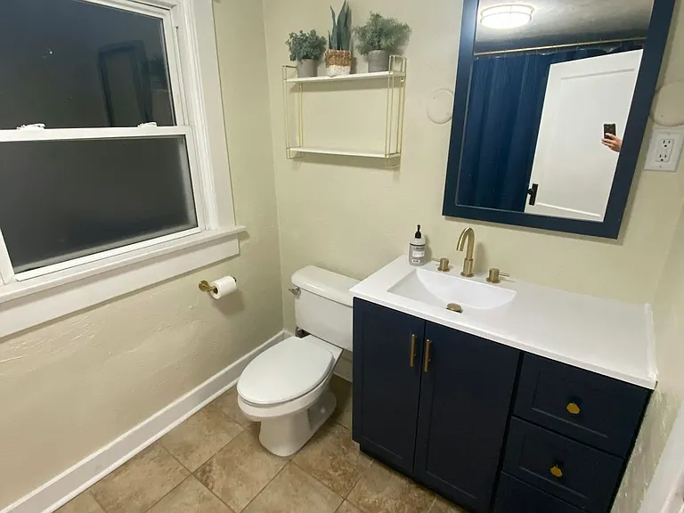 563 Broad Blvd — Photo 11