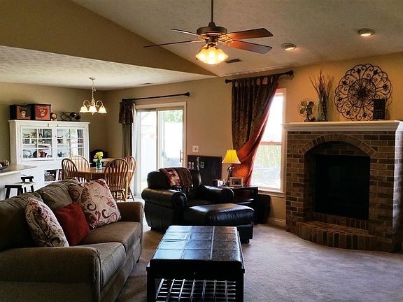 3rd image of 1816 Kyverdale Dr