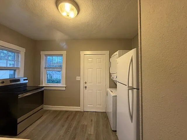 400 Metcalf Ct — Photo 5