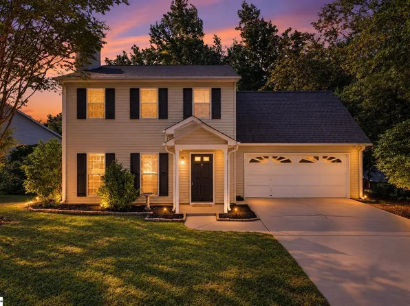 109 Twin Falls Dr, Simpsonville, SC 29680