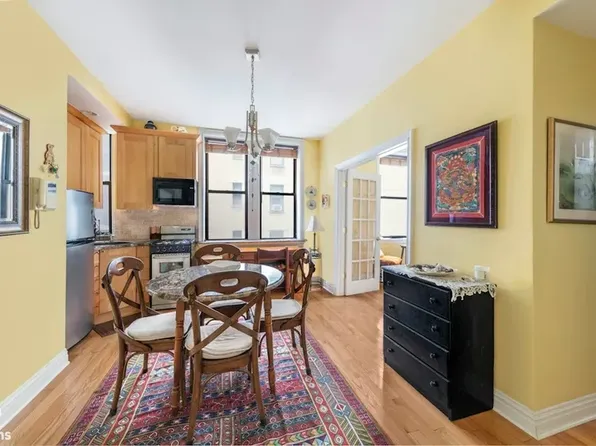 529 W 111th St APT 33, New York, NY 10025