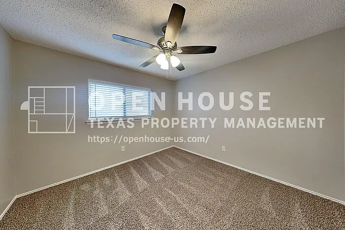 6000 Eagle Pass — Photo 11