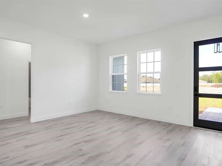 15683 SW 49th Avenue Rd — Photo 8