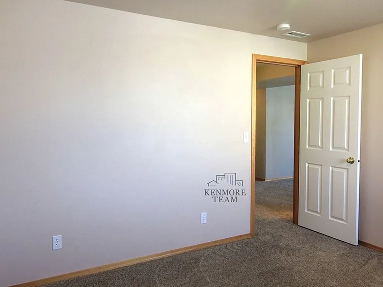 4108 S Waverly Pl — Photo 17