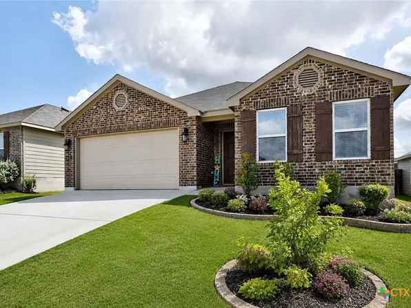 733 Peak Pl, Seguin, TX 78155