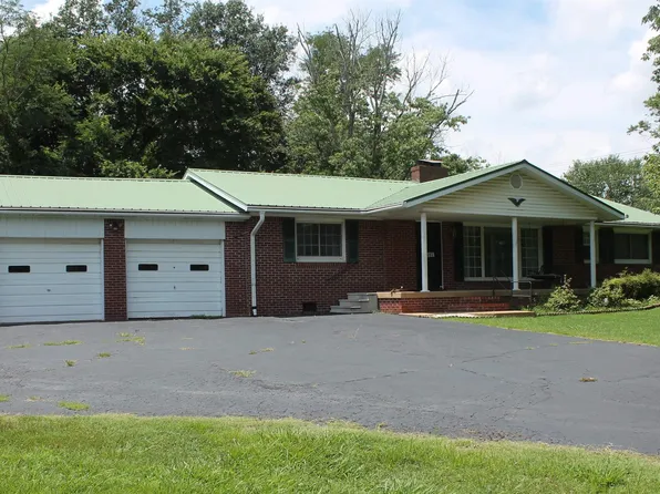 724 Morrow St, Dresden, TN 38225