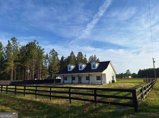 7422 Buckhead Rd, Baxley, GA 31513