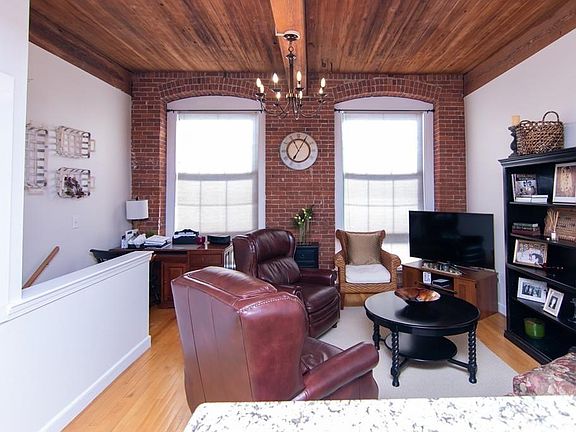 5th image of 14 Sanford St Unit 10
