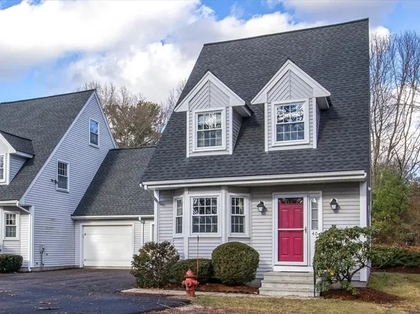 40 Cinnamon Cir, Walpole, MA 02081