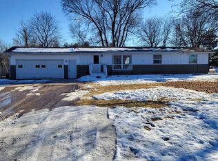 W9391 Angle Rd, Shawano, WI 54166