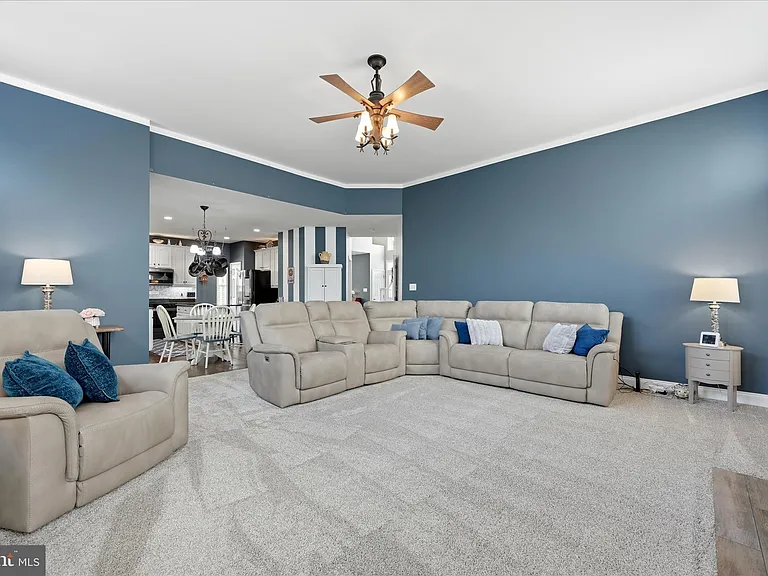 704 Seaton Ct SE — Photo 13