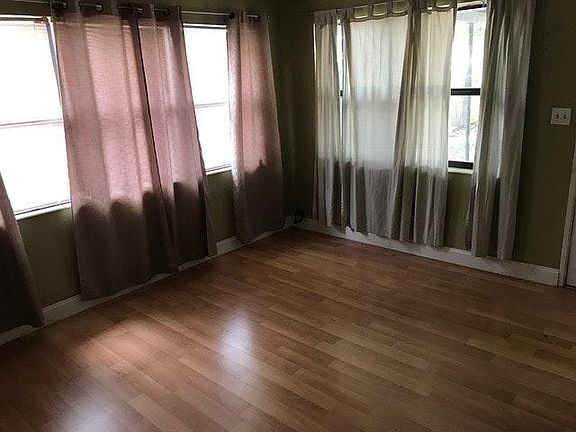 5th image of 5450 6th Ave N