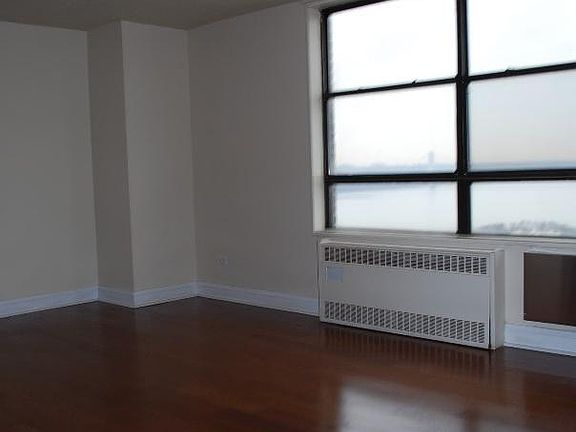 4th image of 3333 Broadway APT D2j