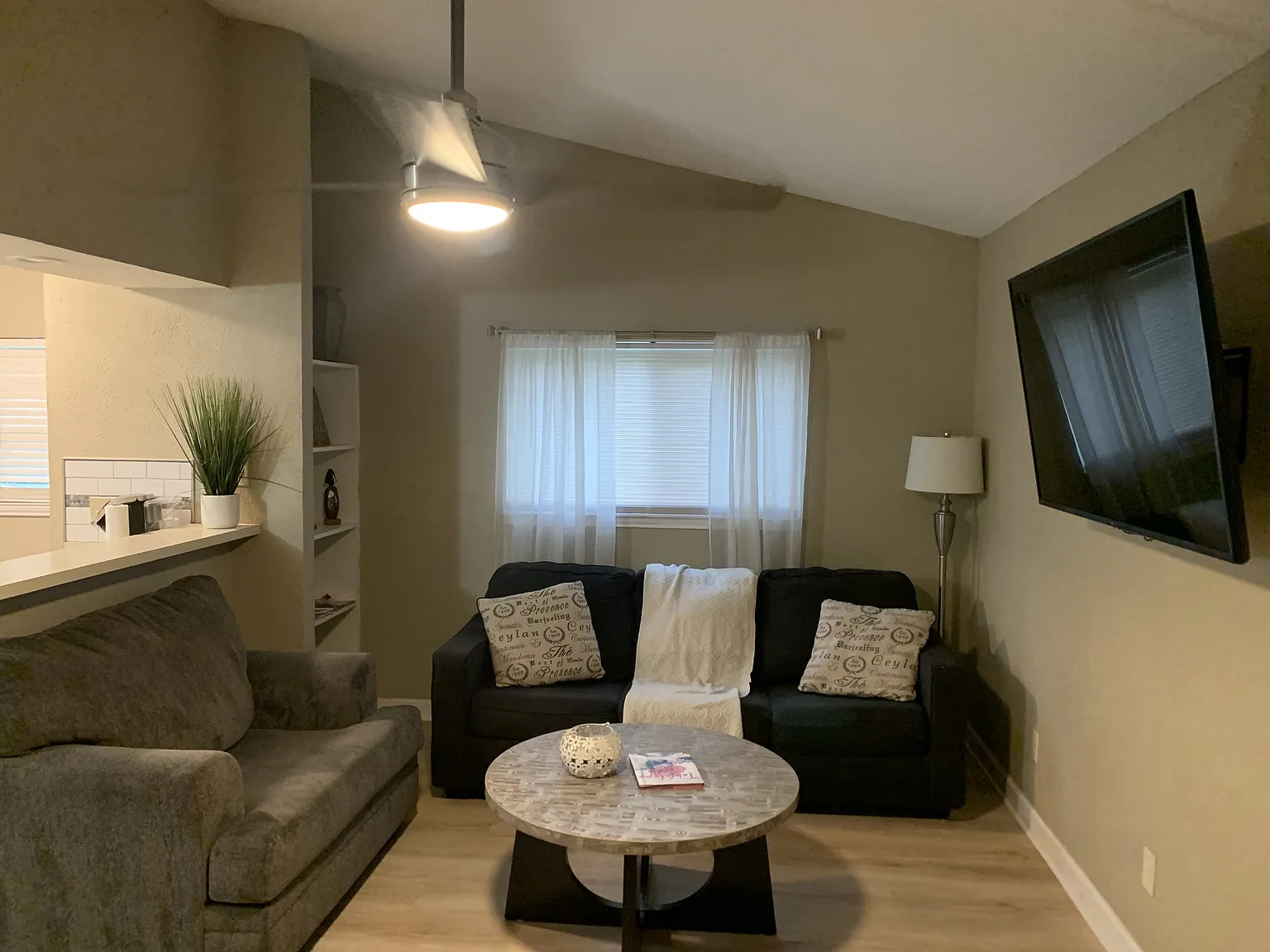 1112-1114 Frame St - 7 — Photo 4