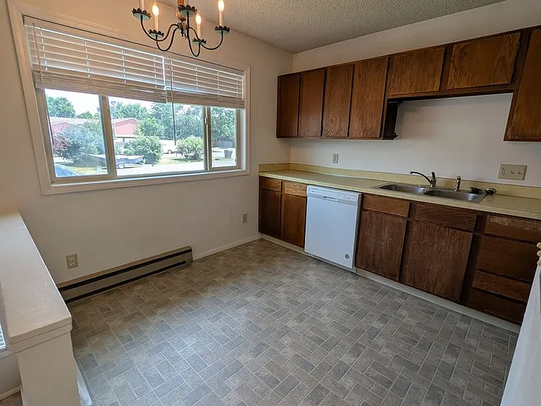 203 S 15th Ave #A-D — Photo 4