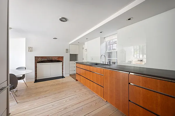 Sold by Compass | media 9