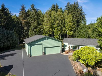 619 E Collins St, Depoe Bay, OR, 97341
