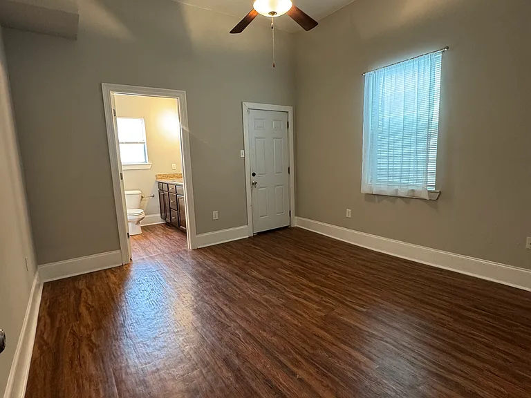 2639 Dumaine St — Photo 14