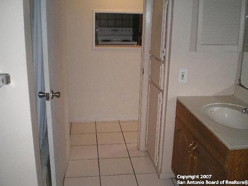 5th image of 4433 SHAKERTOWN AVE #0